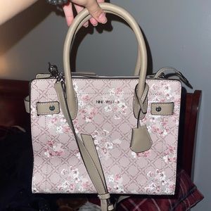 Nine West crossbody handbag 👜
